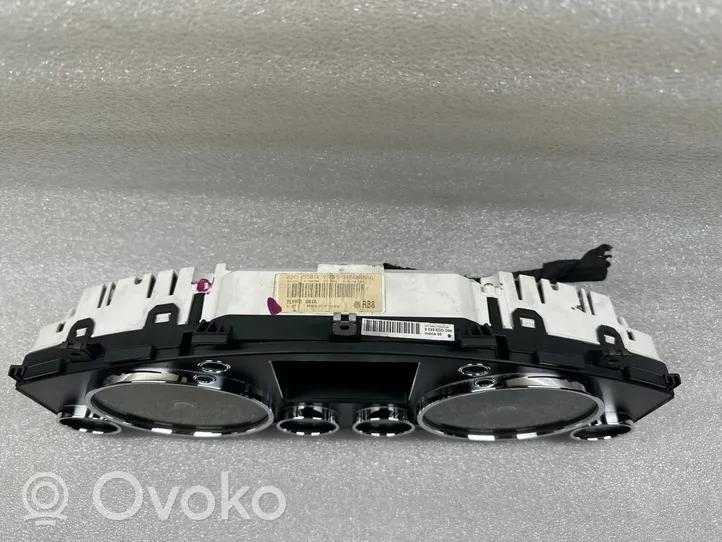 Volkswagen Touareg I Tachimetro (quadro strumenti) 7L6920881A