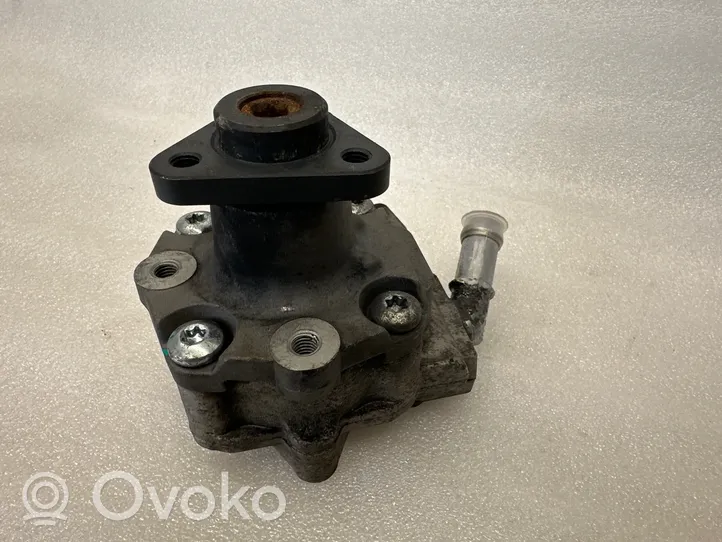 Audi A4 S4 B8 8K Ohjaustehostimen pumppu 8K0145156G