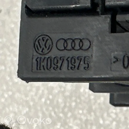 Audi A4 S4 B8 8K Cablaggio porta anteriore 8K0971030AD