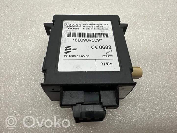 Audi A4 S4 B6 8E 8H Autres unités de commande / modules 8E0909509