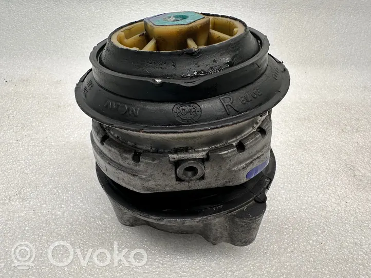 Audi A8 S8 D3 4E Supporto di montaggio del motore 4E0199381