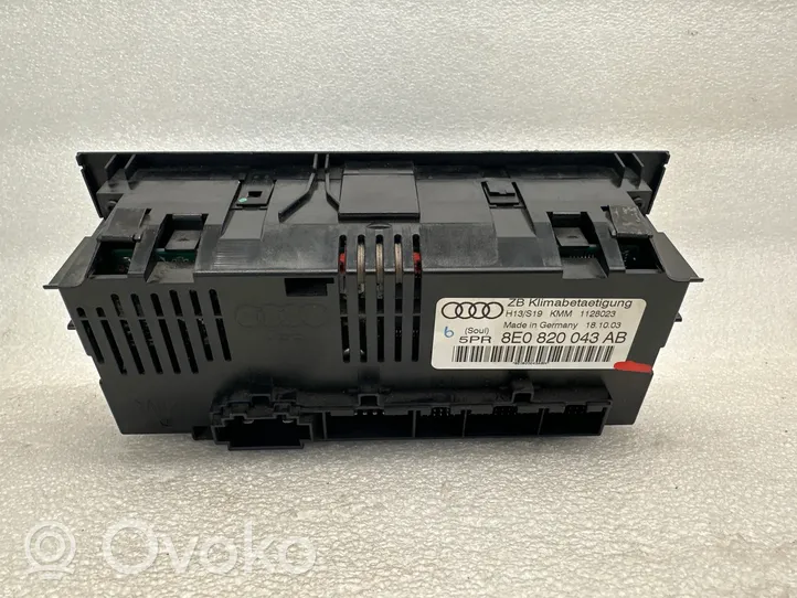 Audi A4 S4 B6 8E 8H Panel klimatyzacji 8E0820043AB