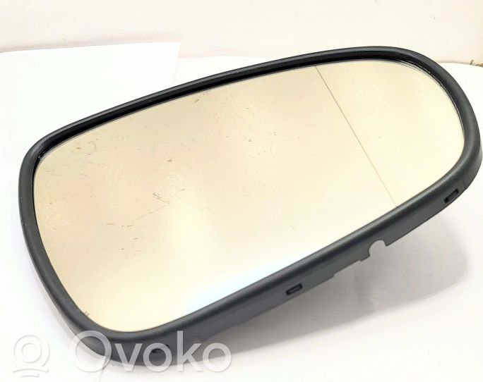 569681 Lexus IS III XE30 Wing mirror glass, 100.00 € RRR