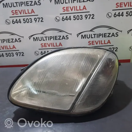 Mercedes-Benz SLK R170 Lampa przednia A1708200161