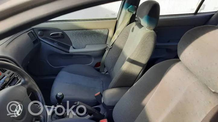 Hyundai Elantra Sedile anteriore del passeggero 