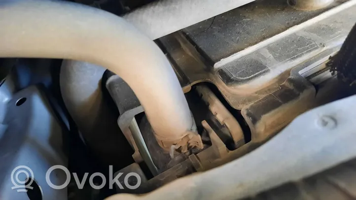 Toyota Prius (XW30) Aušinimo skysčio radiatorius 