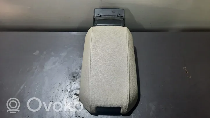 Volvo C70 Podłokietnik tunelu środkowego 8674935