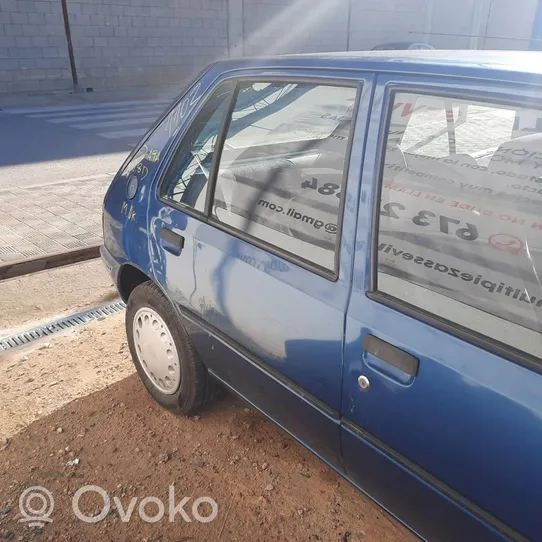 Peugeot 205 Porte arrière 