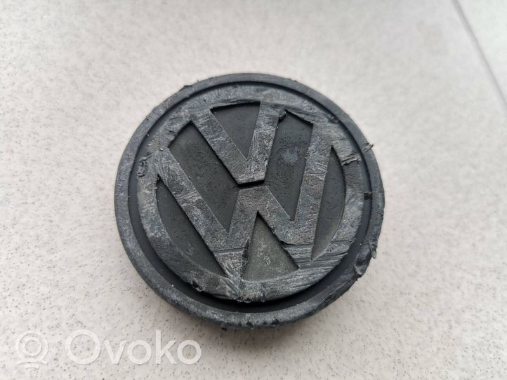 Volkswagen Golf III Borchia ruota originale 321601171B