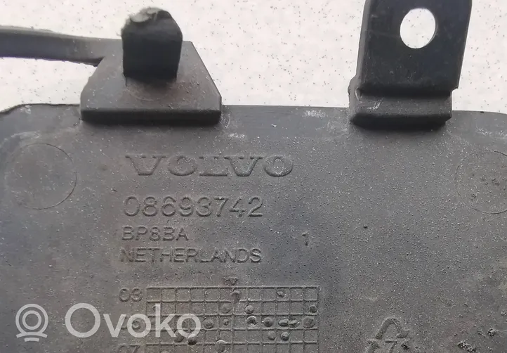 Volvo S60 Tappo/coprigancio di traino anteriore 08693742