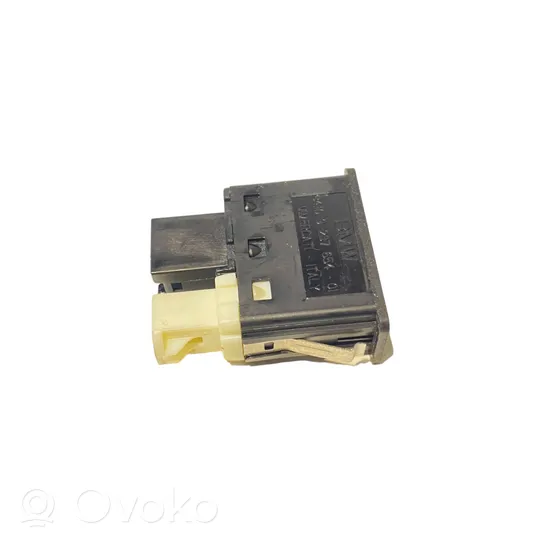 BMW 5 F10 F11 USB socket connector 9237654