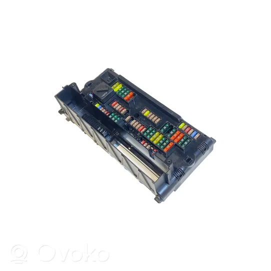 BMW 5 F10 F11 Fuse module 9252815