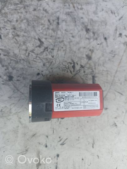 Toyota Auris 150 Interruttore a pulsante start e stop motore 15A854