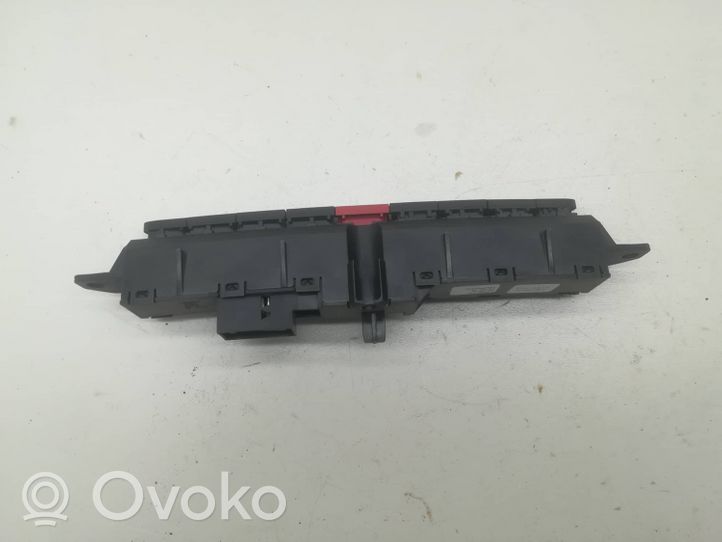 Fiat 500L A set of switches 735591877