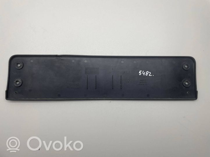 Volkswagen PASSAT B8 Ramka przedniej tablicy rejestracyjnej 3G0807287