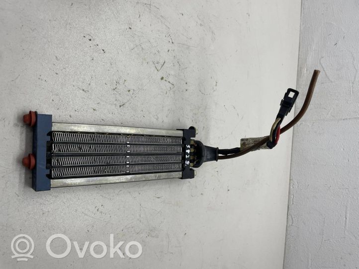 Volkswagen PASSAT B5.5 Radiateur électrique de chauffage auxiliaire 6E1963235