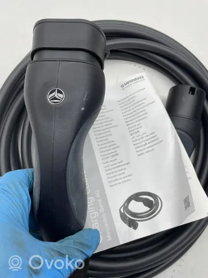 Mercedes-Benz EQC Kabel do ładowania samochodu elektrycznego A0005832405