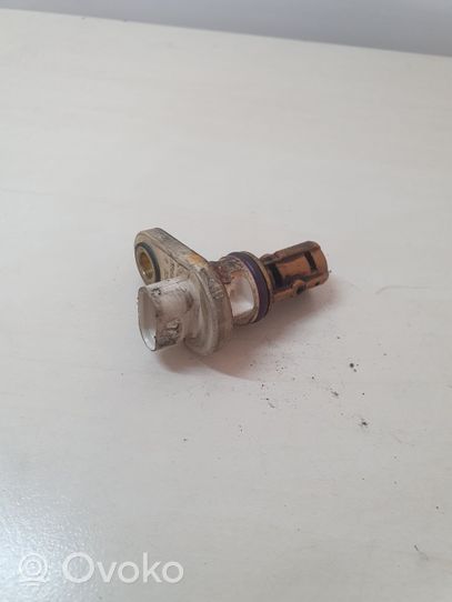 Opel Astra J Sensore di posizione dell’albero motore 55571994