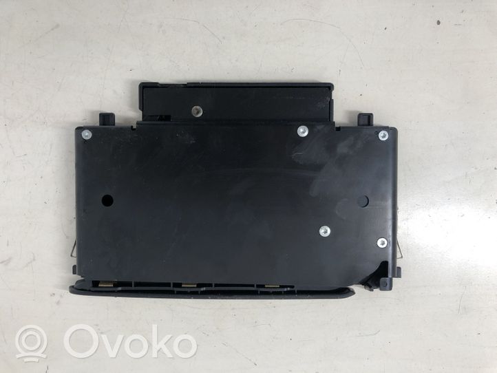 Volkswagen PASSAT B5 Cup holder front 3B1858569