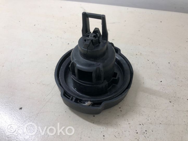 Peugeot 308 Verrouillage du bouchon du réservoir de carburant 4257400