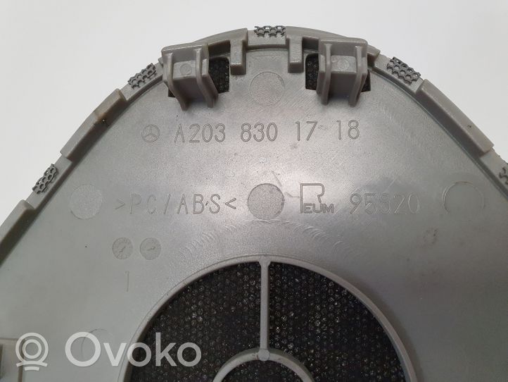 Mercedes-Benz C W203 Cache enceinte centrale A2038301718