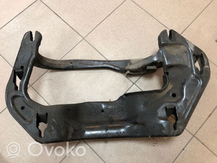 BMW X5 F15 Pavarų dėžės tvirtinimo kronšteinas 6854188