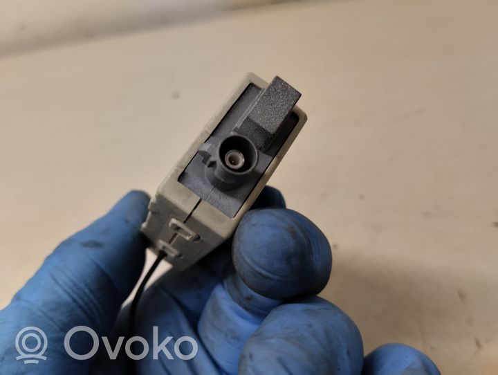 Volvo C30 Antennenverstärker Signalverstärker 30732030