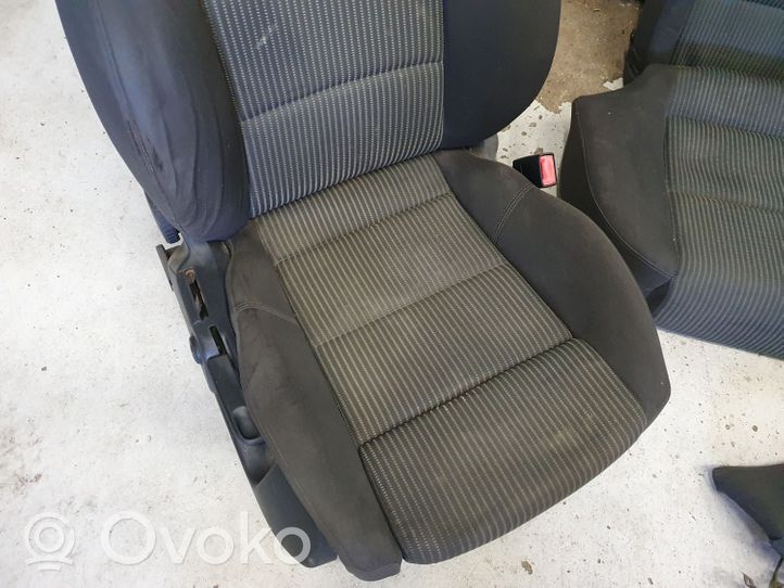 Audi A4 S4 B7 8E 8H Fotele / Kanapa / Komplet 