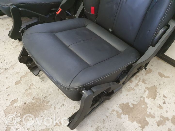 Ford Galaxy Kit intérieur 