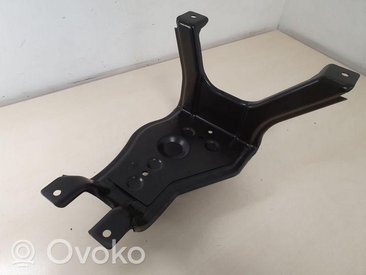 Audi A6 S6 C7 4G Supporto di montaggio ruota di scorta 4G0802715