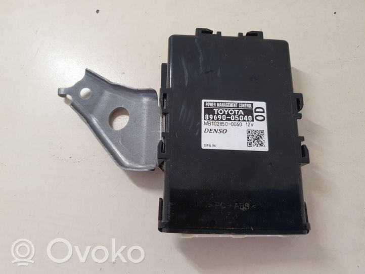 Toyota Avensis T270 Moduł / Sterownik zarządzania energią MPM 8969005040