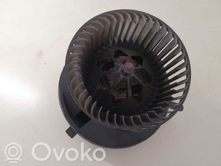 1K2819015A Volkswagen PASSAT CC Heater fan/blower, 4.99 € RRR