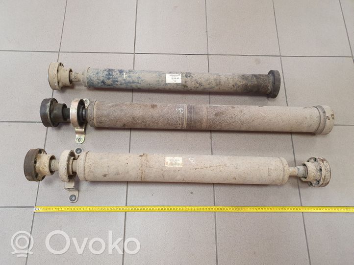 Volkswagen Transporter - Caravelle T5 Drive shaft (set) 7H0521101