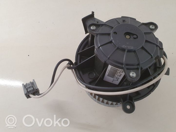 Opel Astra J Heater fan/blower 25020139