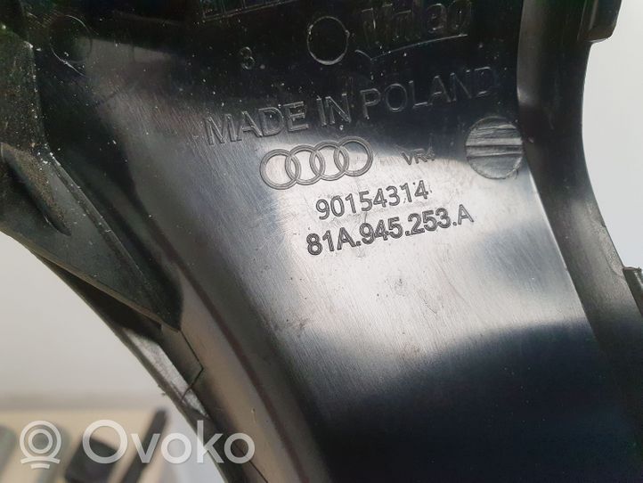 Audi Q2 - Listwa pod lampę tylną 81A945253A