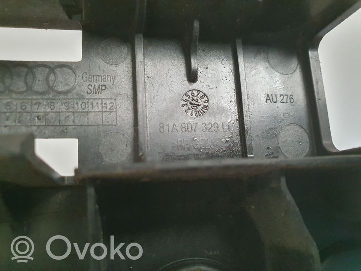 Audi Q2 - Uchwyt / Mocowanie zderzaka tylnego 81A807329