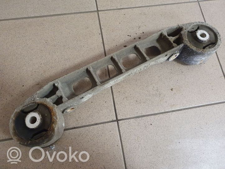 Mercedes-Benz Vito Viano W639 Galinio reduktoriaus kronšteinas A6393530347