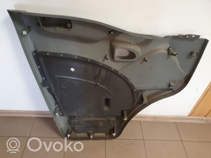 Iveco Daily 4th gen Etuoven verhoilu 3802077