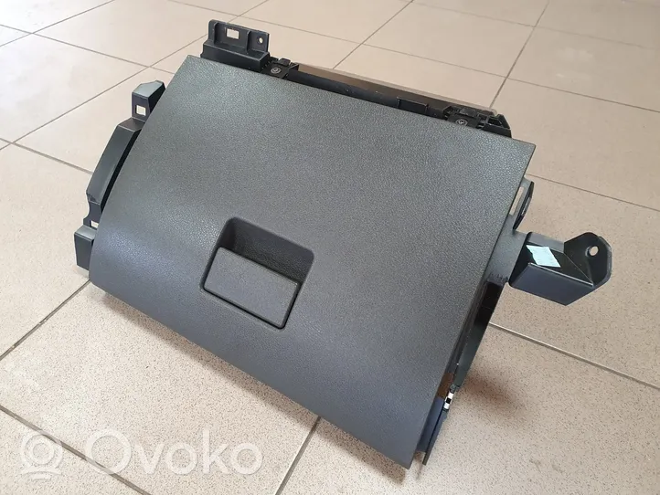 Ford C-MAX I Glove box 3M51R06044ALW