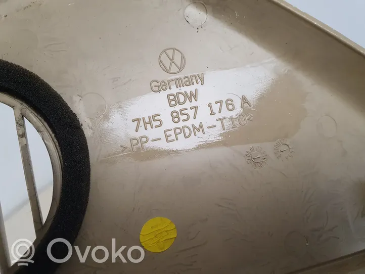 Volkswagen Multivan T5 Paneļa dekoratīvās apdares vairogs (sānu) 7H5857176A