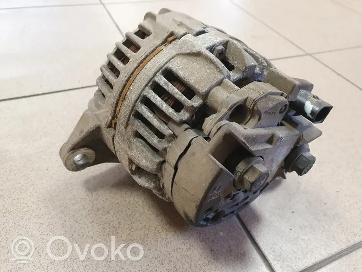 Iveco Daily 4th gen Generatore/alternatore 504087183