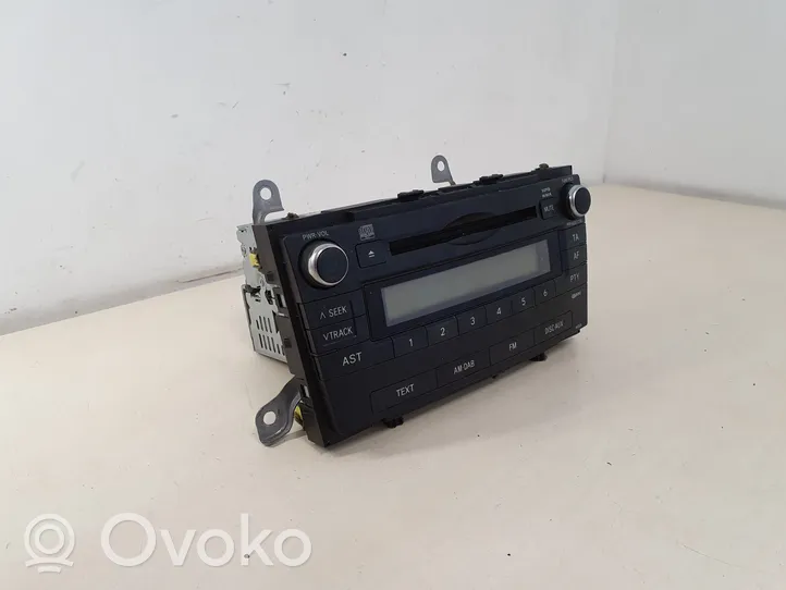 Toyota Avensis T270 Radio/CD/DVD/GPS-pääyksikkö 8612005150