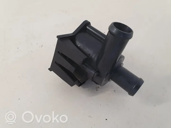 Audi A5 8T 8F Pompe à eau de liquide de refroidissement 8K0965561A