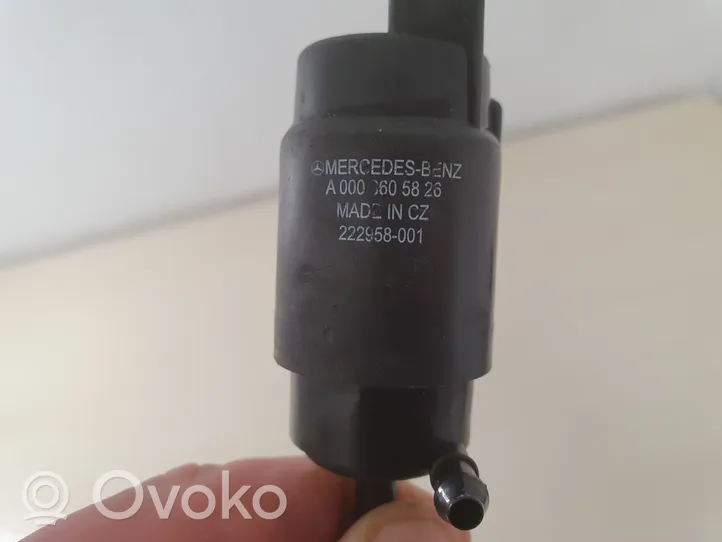 Mercedes-Benz Vito Viano W639 Pumpe Scheibenwaschanlage A0008605826