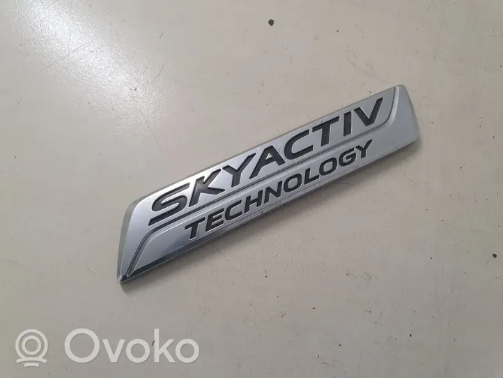 Mazda 6 Logo, emblème de fabricant 