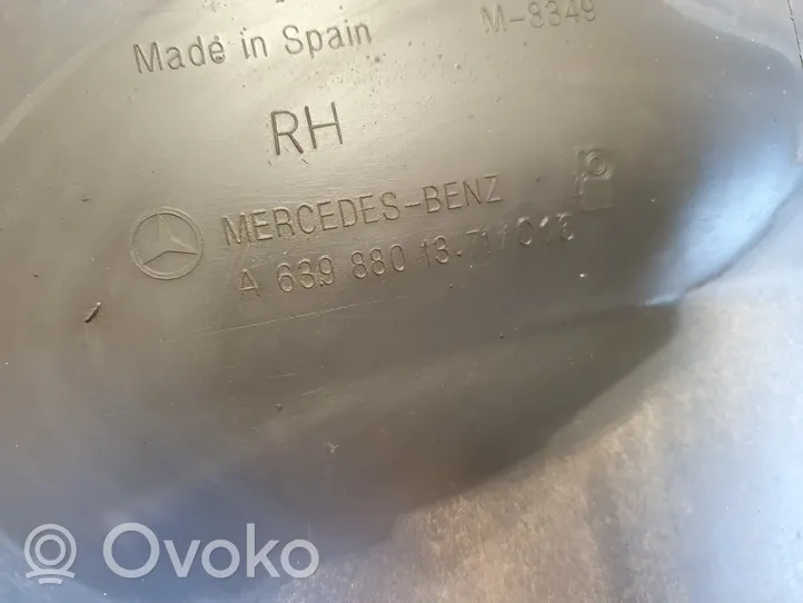 Mercedes-Benz Vito Viano W639 Coin de pare-chocs arrière A6398801371