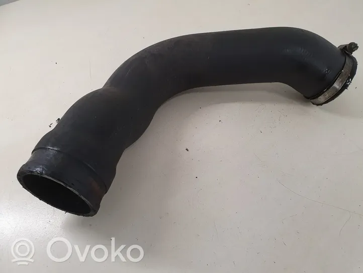 Mercedes-Benz Vito Viano W639 Tube d'admission de tuyau de refroidisseur intermédiaire A6395281782