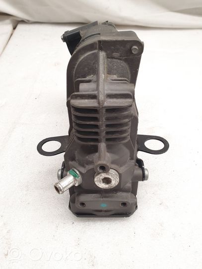 Mercedes-Benz ML W164 Ilmajousituksen kompressoripumppu 41908102099