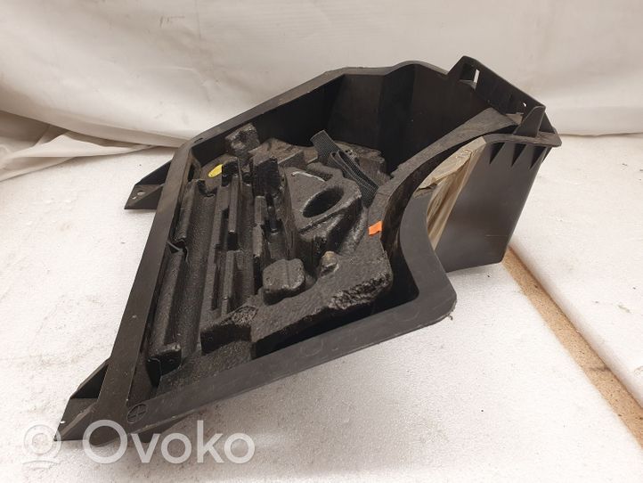 Volkswagen Crafter Boîte à outils 7C1864281A