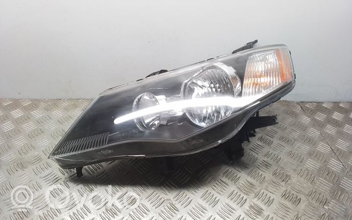 Mitsubishi Outlander Lampa przednia P5588L